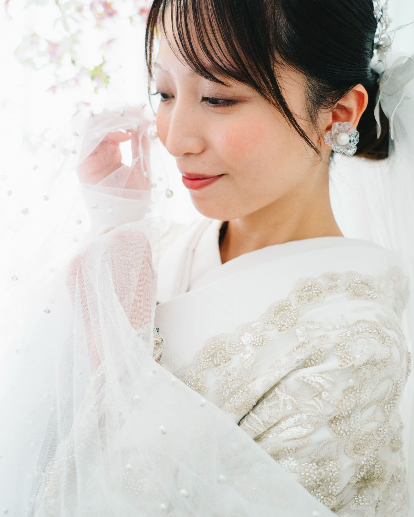淡く、気高く、白をまとう